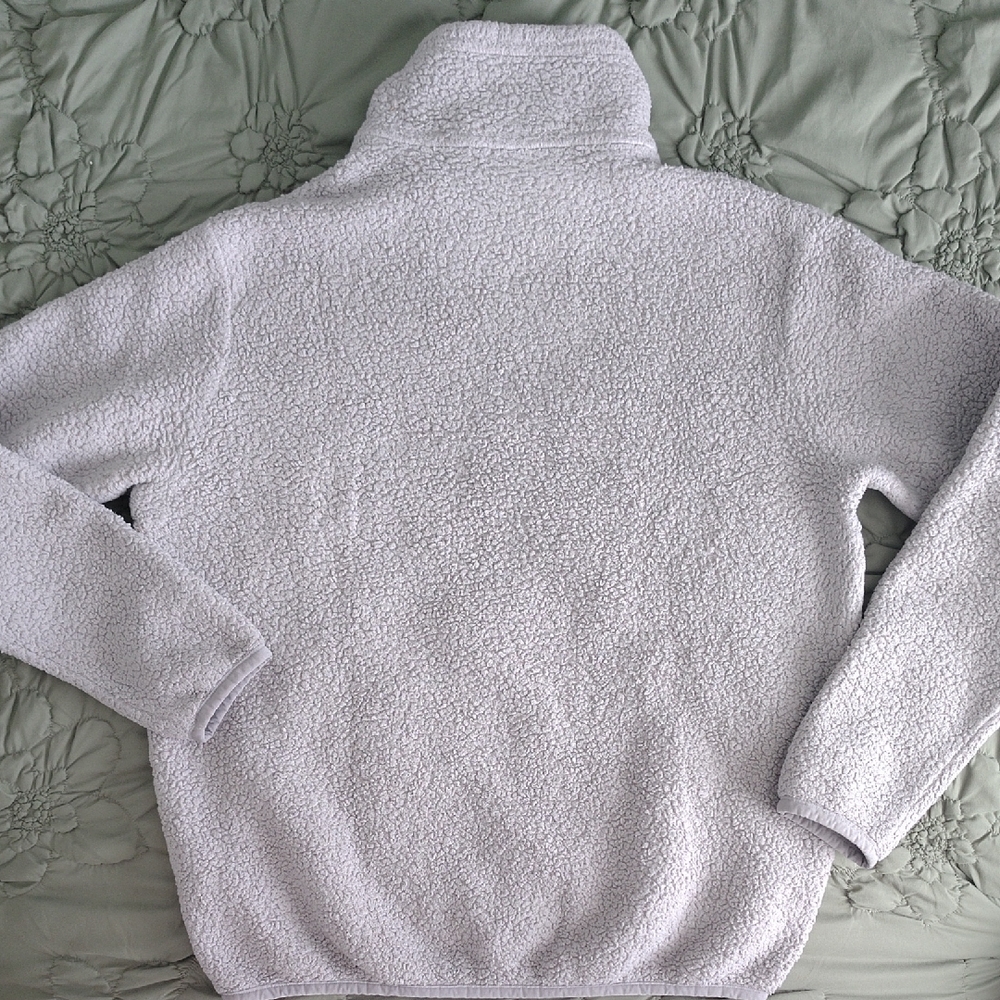 Patagonia Light Gray Fleece Jacket - Picture 6 of 10